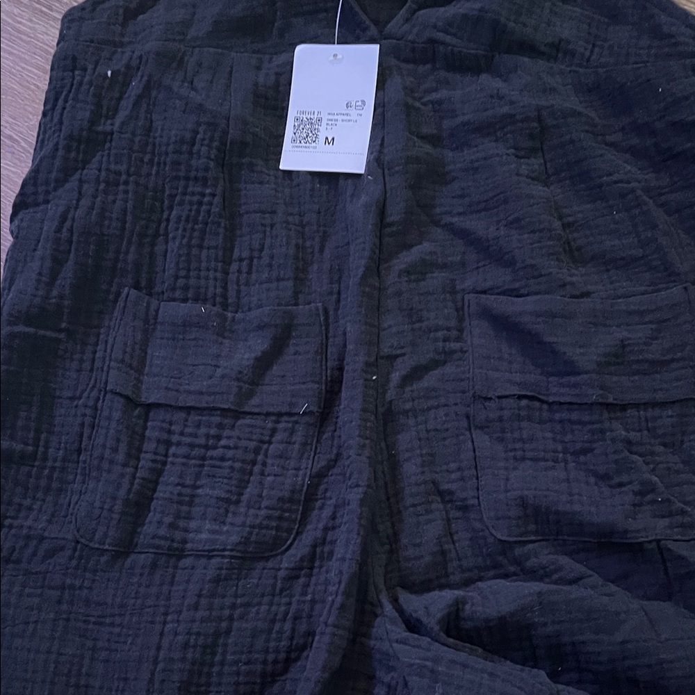 Forever 21 Black Women Shorts - Picture 2 of 3